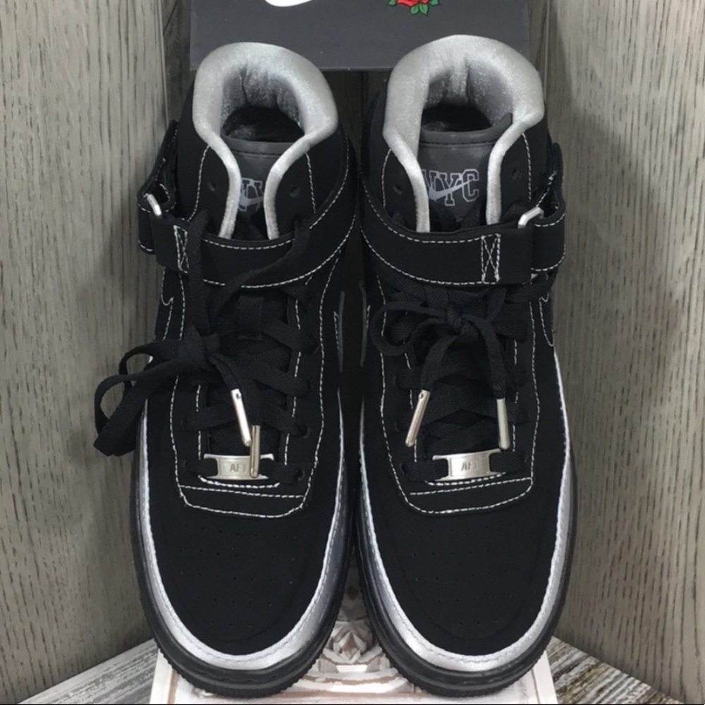 NIKE WMNS AF1 JESTER HI XX - Picture 2 of 8